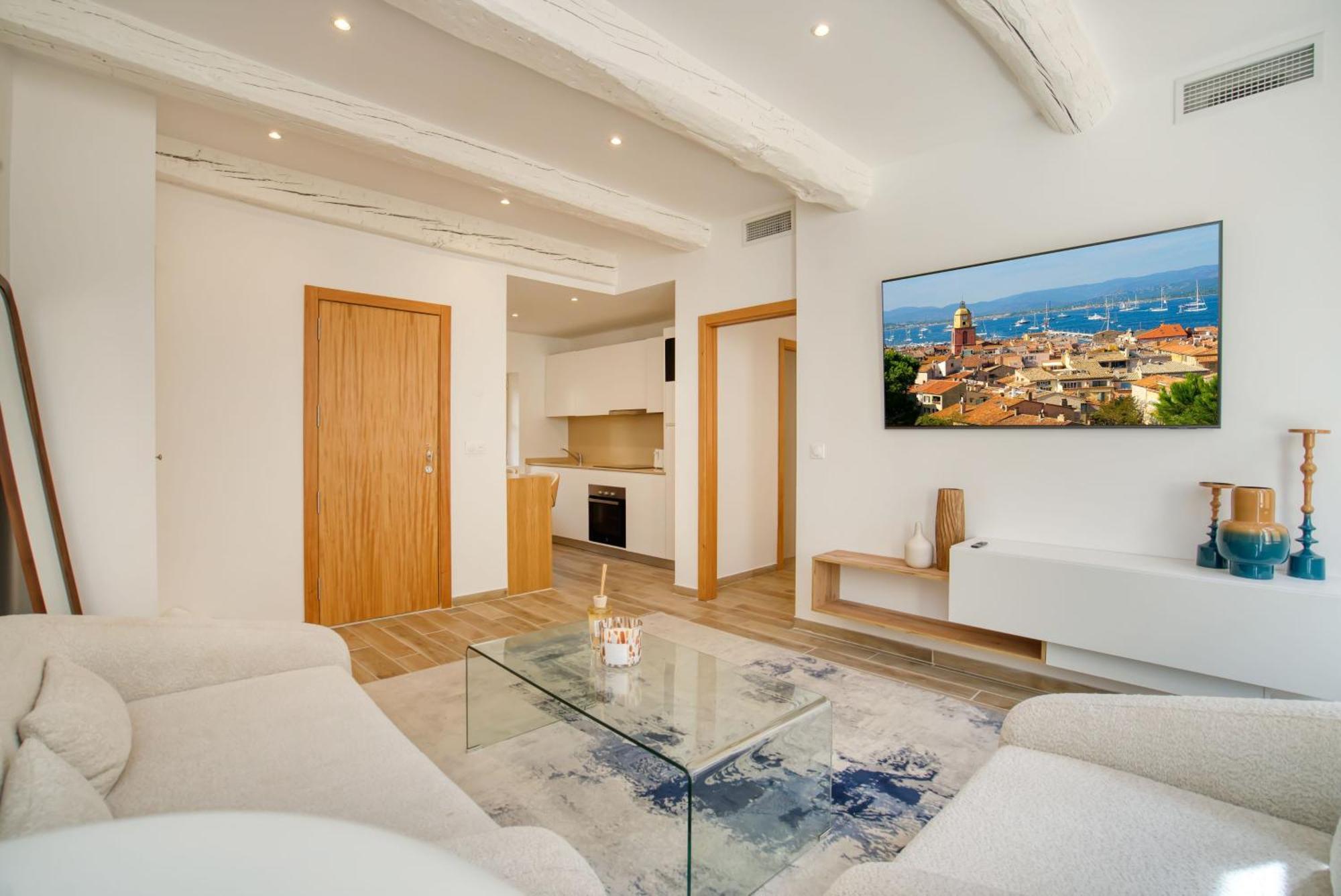 Elegant Apartment-ac-1br-2p- Center Appartement